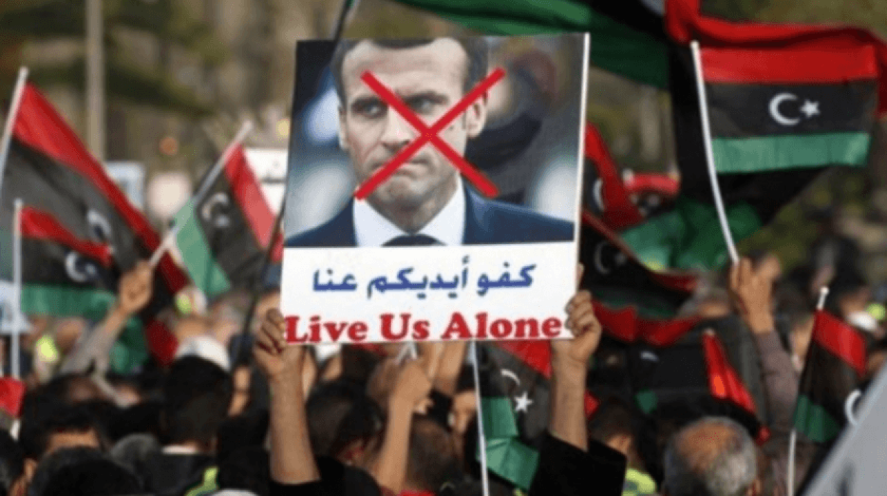 Macron'a tepki çığ gibi büyüyor! Libya'da Fransa karşıtı protesto