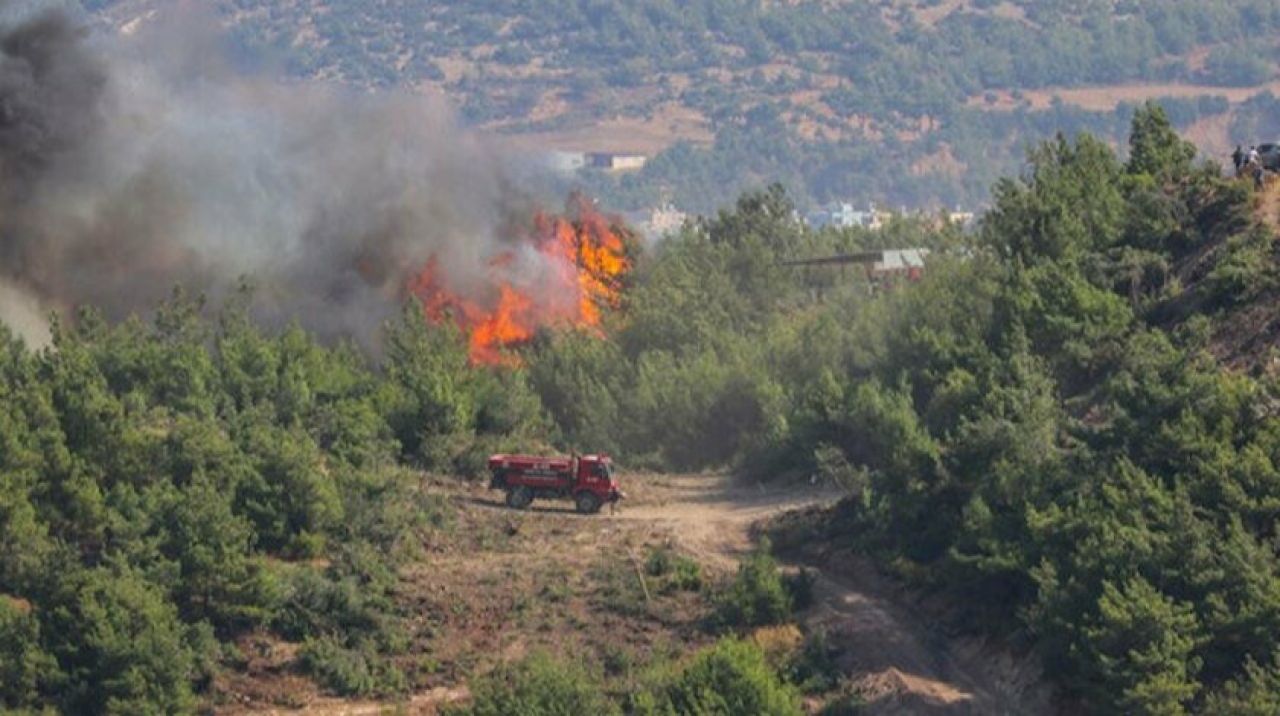 Hatay'daki yangına 2 gözaltı! 22 saat sonra kontrol altında