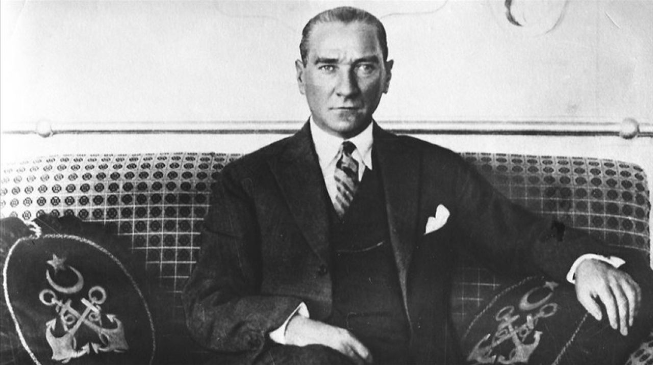 Büyük Önder Atatürk'ün ebediyete intikalinin 82'nci yılı