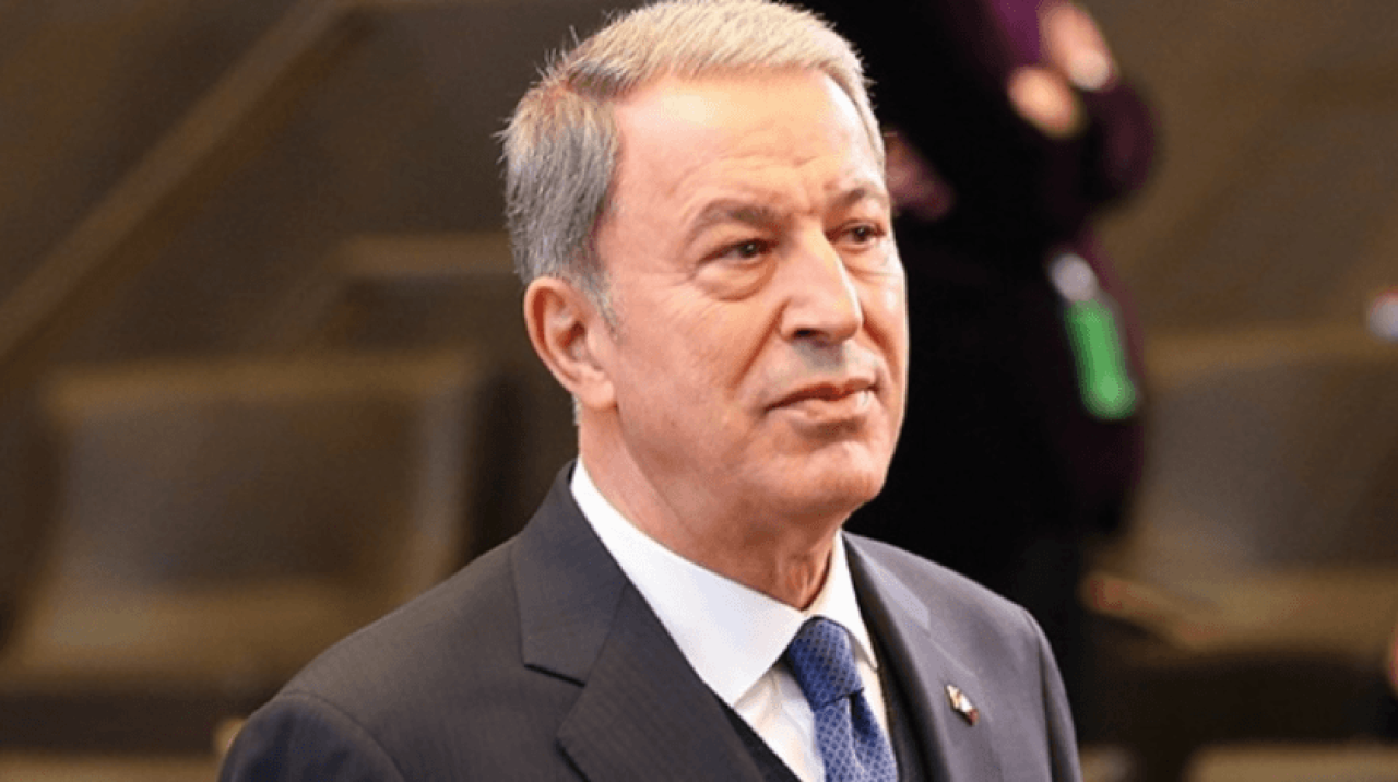 Hulusi Akar’dan şehit askerler için taziye mesajı