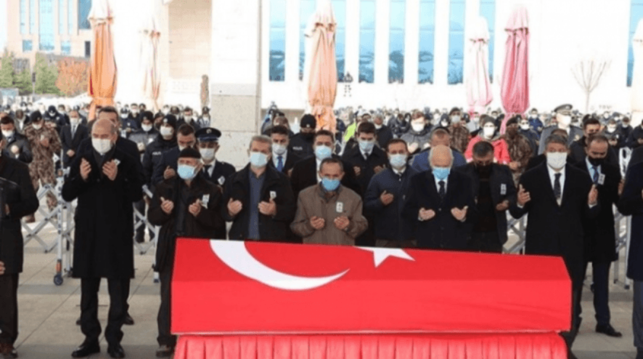 Trafik kazası sonucu şehit olan polis memuru son yolculuğuna uğurlandı