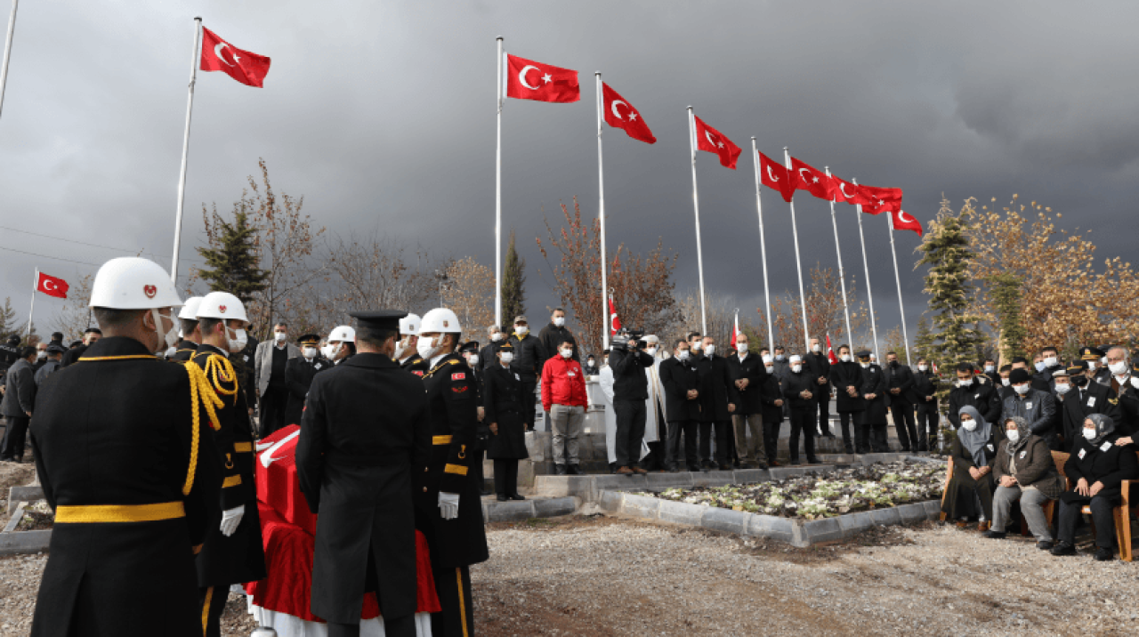 Etimesgut şehidini uğurladı