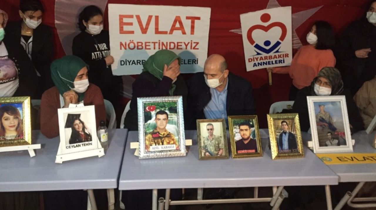 İçişleri Bakanı Süleyman Soylu'dan Diyarbakır annelerine ziyaret