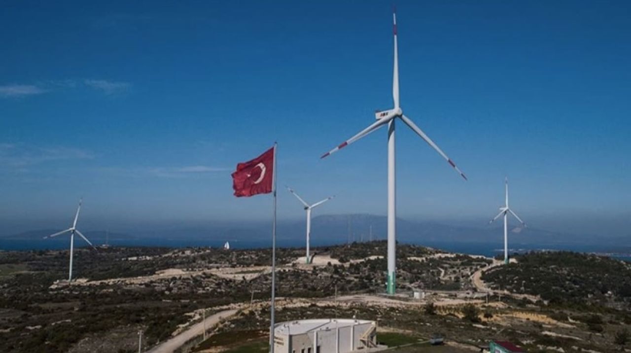 Türkiye enerjide 1 milyar dolarlık tasarruf etti