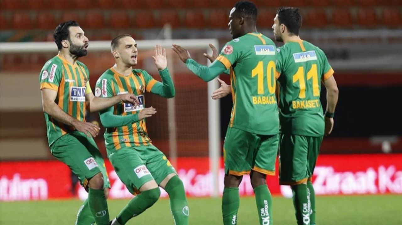 Alanyaspor çeyrek finalde