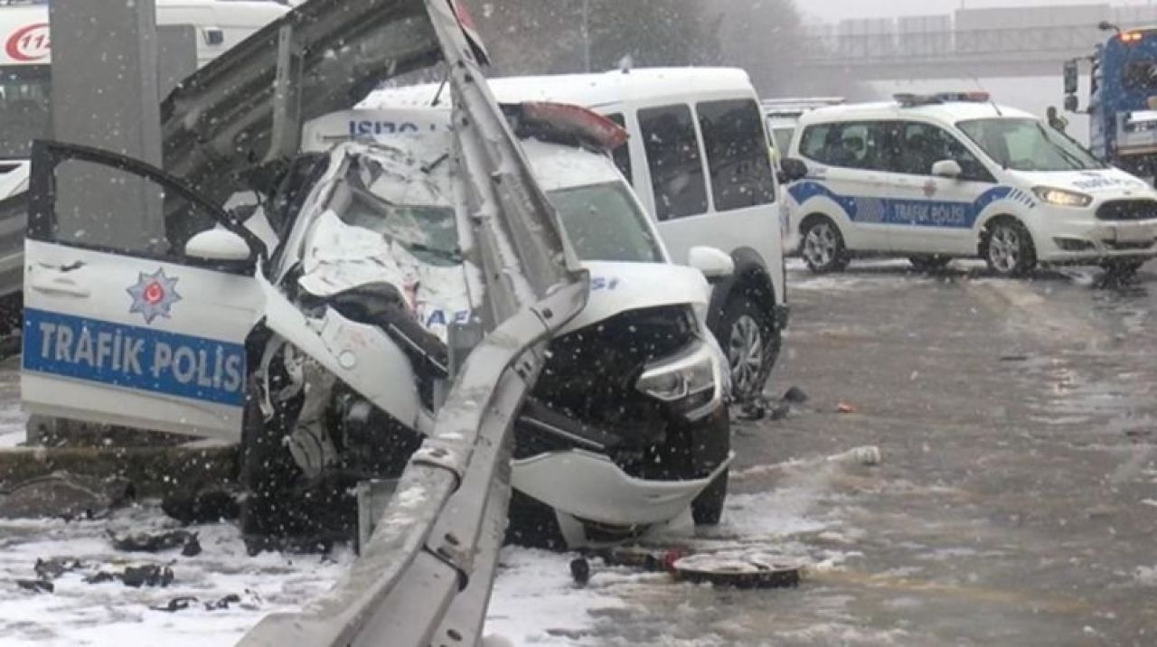 Beşiktaş'ta polis araçları kaza yaptı