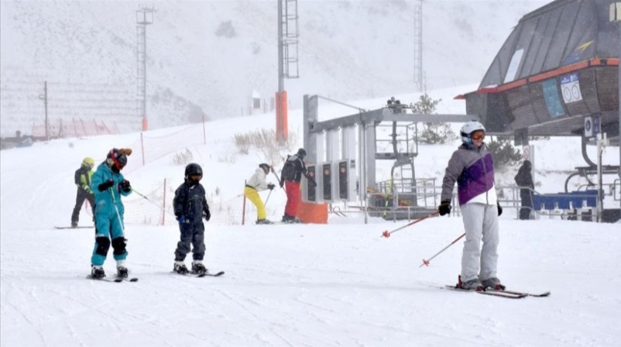 Palandöken'in tadını turistler çıkardı