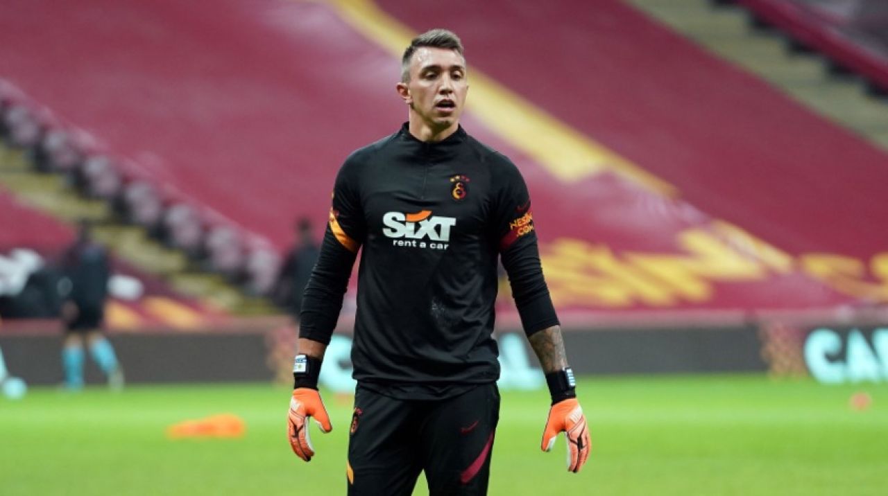 Muslera'nın geri dönüşü tarihe geçti!