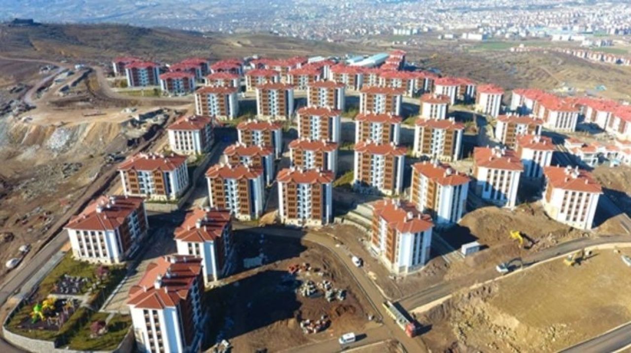 Elazığ'da yaralar sarıldı 8 bin deprem konutu tamamlandı