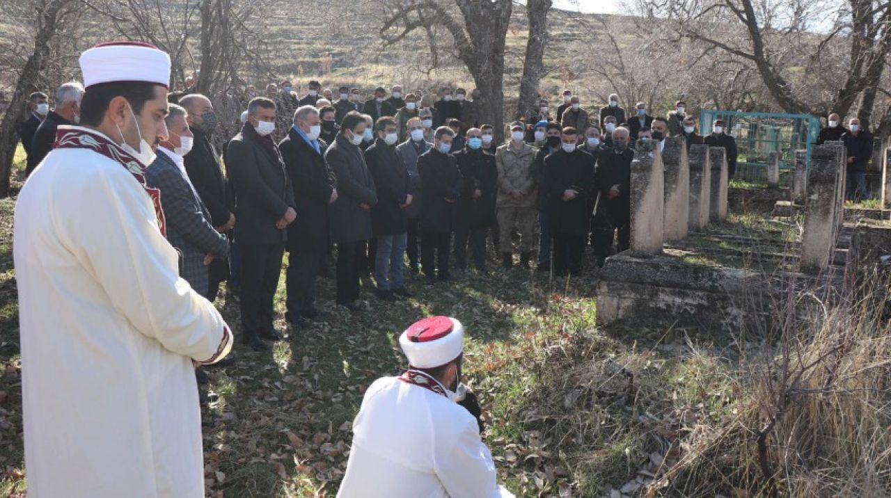 PKK'nın ilk bebek katliamıydı! 34 yıl önce ölen siviller anıldı...