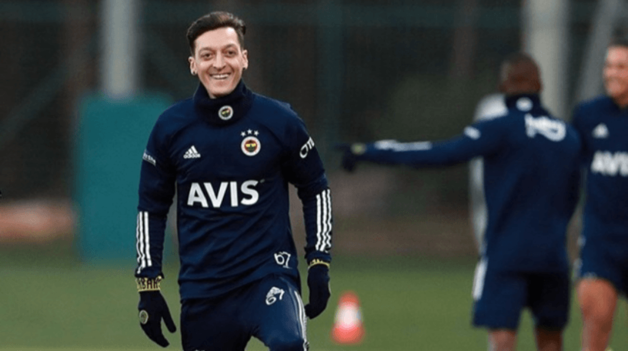 Mesut Özil'in imza töreni tarihi belli oldu