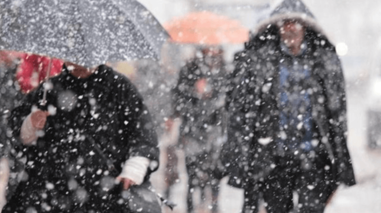 Meteoroloji'den ''fırtına ve yoğun kar yağışı'' uyarısı