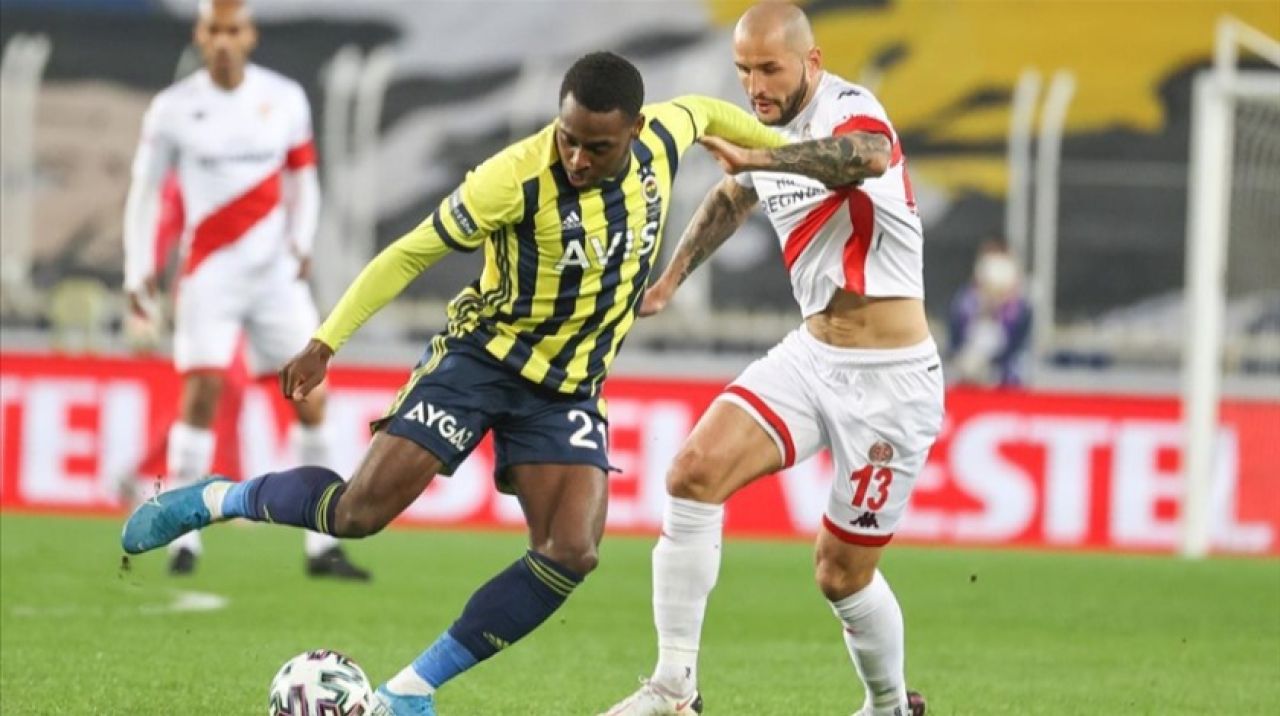 Fenerbahçe evinde yara aldı