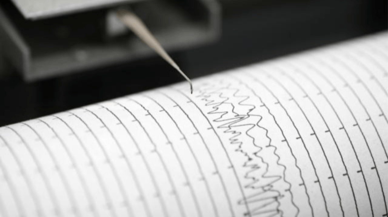 İzlanda'da 3 haftada 50 binden fazla deprem oldu