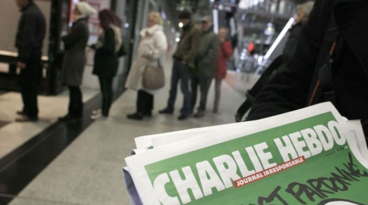 Charlie Hebdo davası! 4 kişi için iddianame