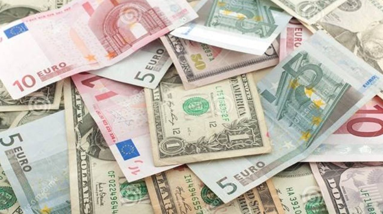 Dolar ve Euro Sterlin fiyatları kaç tl?