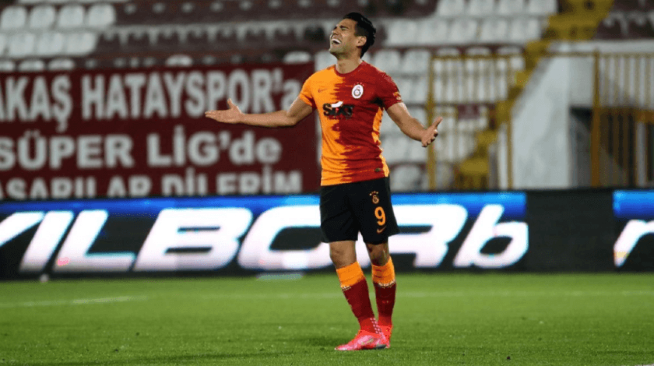 Galatasaray'a Falcao'dan kötü haber