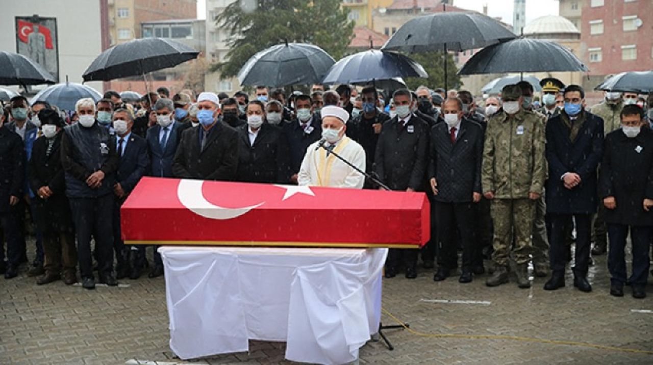 Şehit Uzman Çavuş Kızılay son yolculuğuna uğurlandı