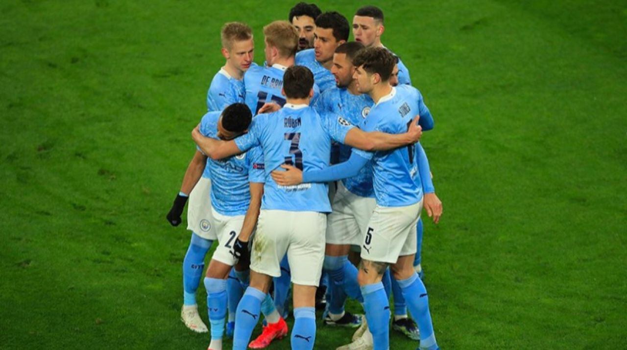 Manchester City yarı finalde