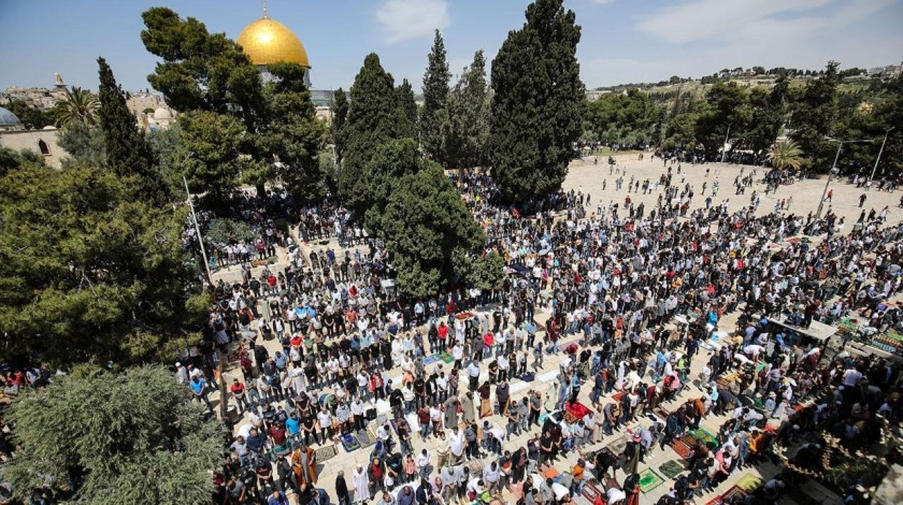 Mescid-i Aksa'da Ramazan'ın ilk cuma namazı