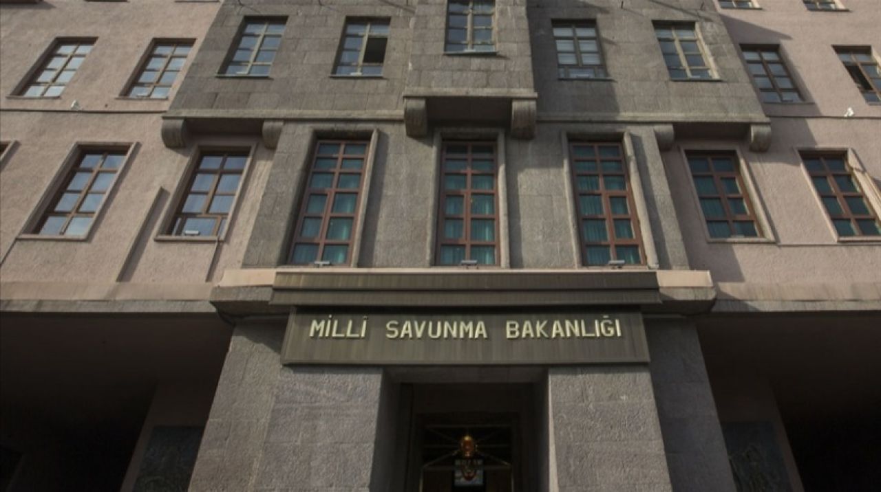 MSB'den Pençe-Şimşek ve Pençe-Yıldırım operasyonu paylaşımı