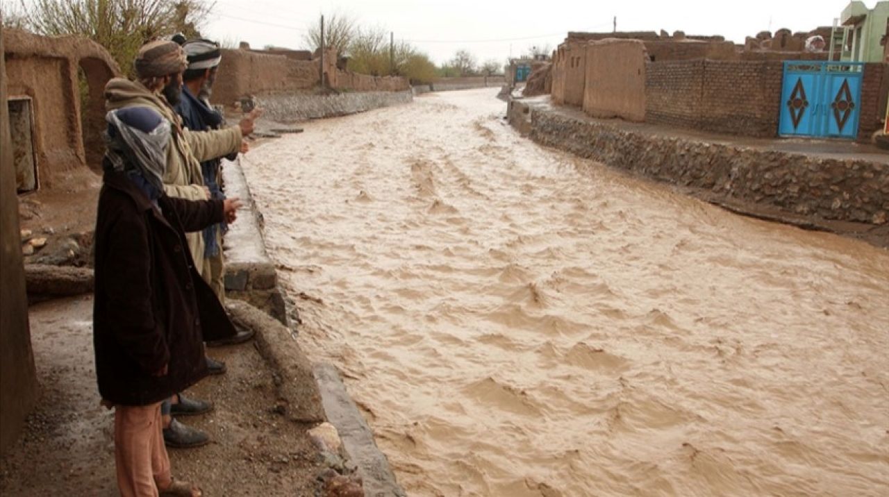 Afganistan'da sel felaketinde 14 kişi öldü