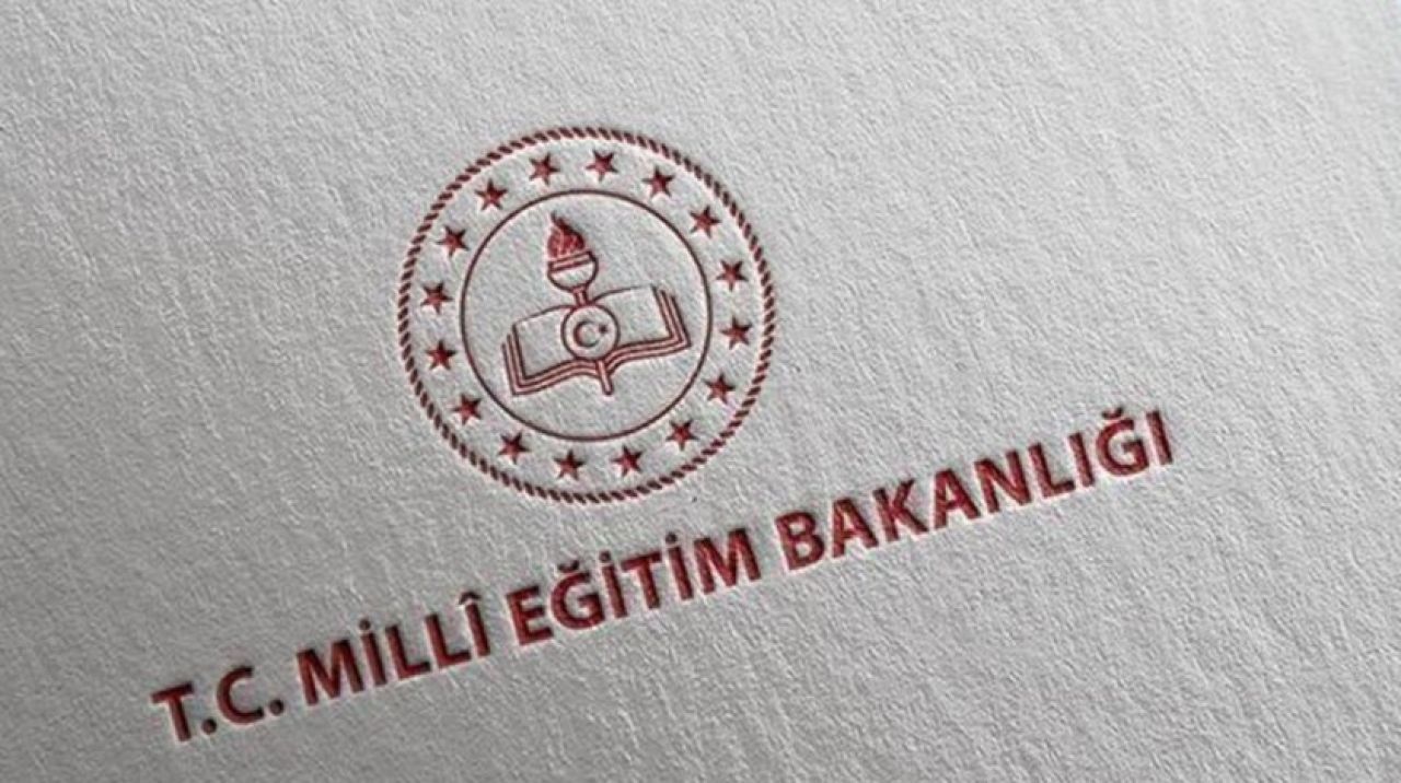 Bakan Selçuk'tan 'dijital ortamlarda şifre güvenliği' tavsiyeleri