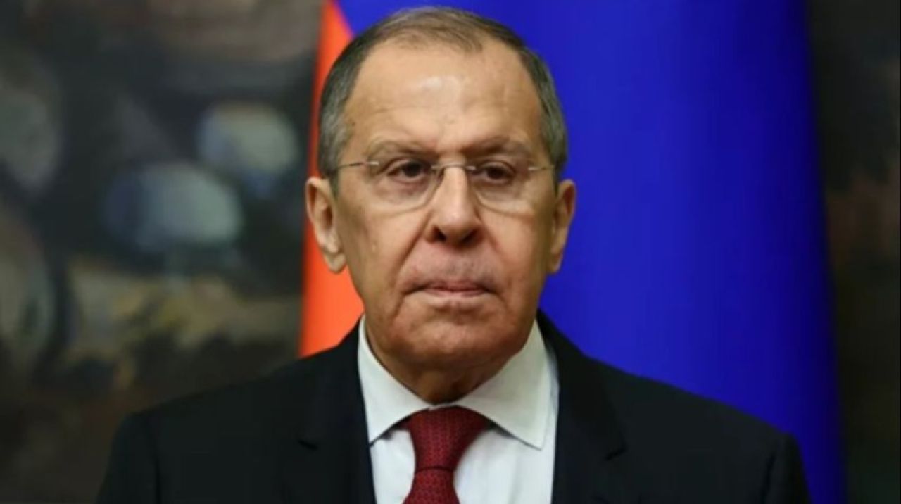 Lavrov’dan muhabire tepki