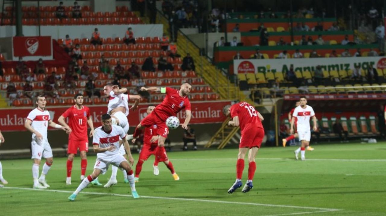 A Milli Takım, Azerbaycan'ı 2-1 mağlup etti