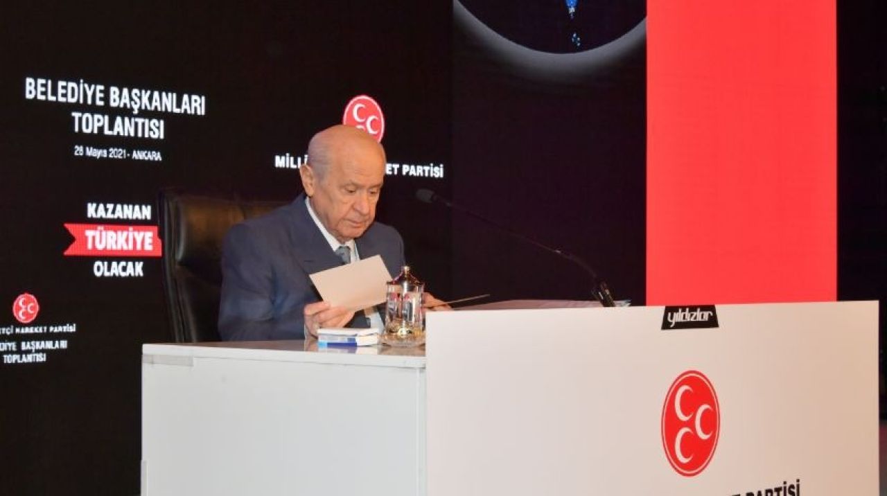 MHP Lideri Bahçeli, belediye başkanları ile bir araya geldi      