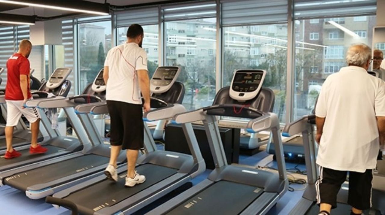 Spor salonları açıldı mı? Spor salonları ne zaman açılır karar çıktı!