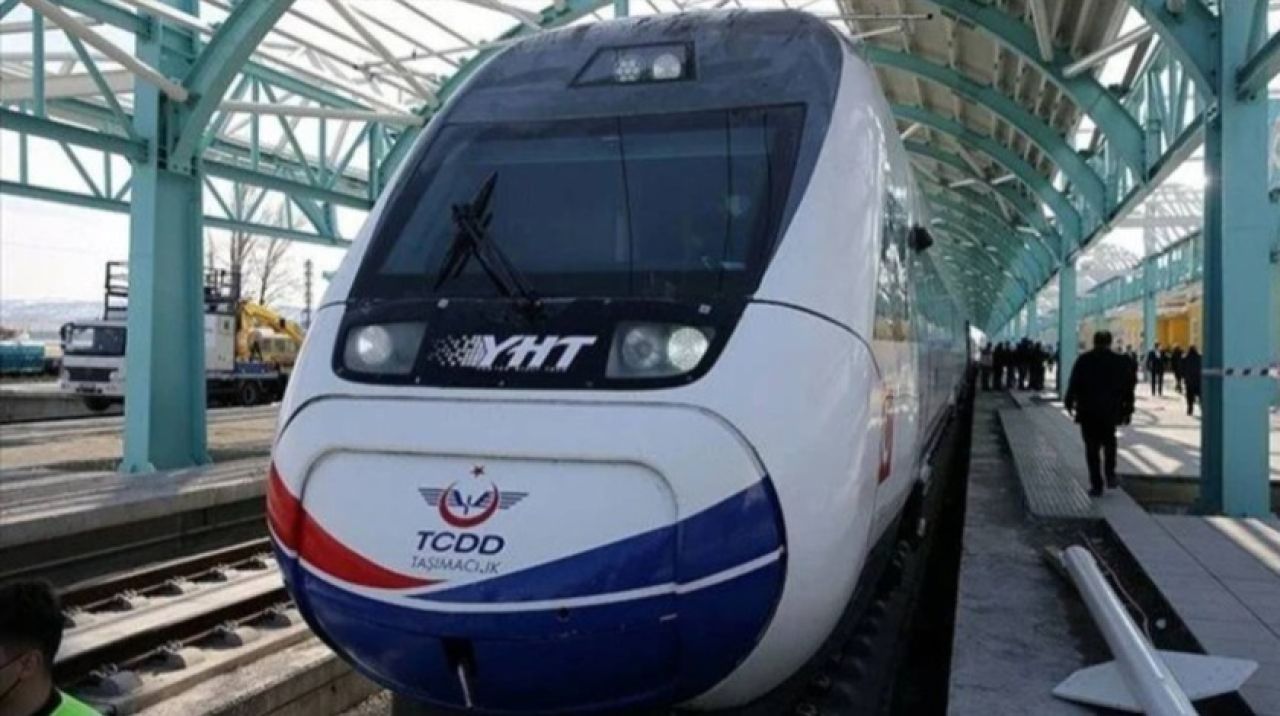 Ankara-İstanbul arası Ekspres YHT seferleri başladı