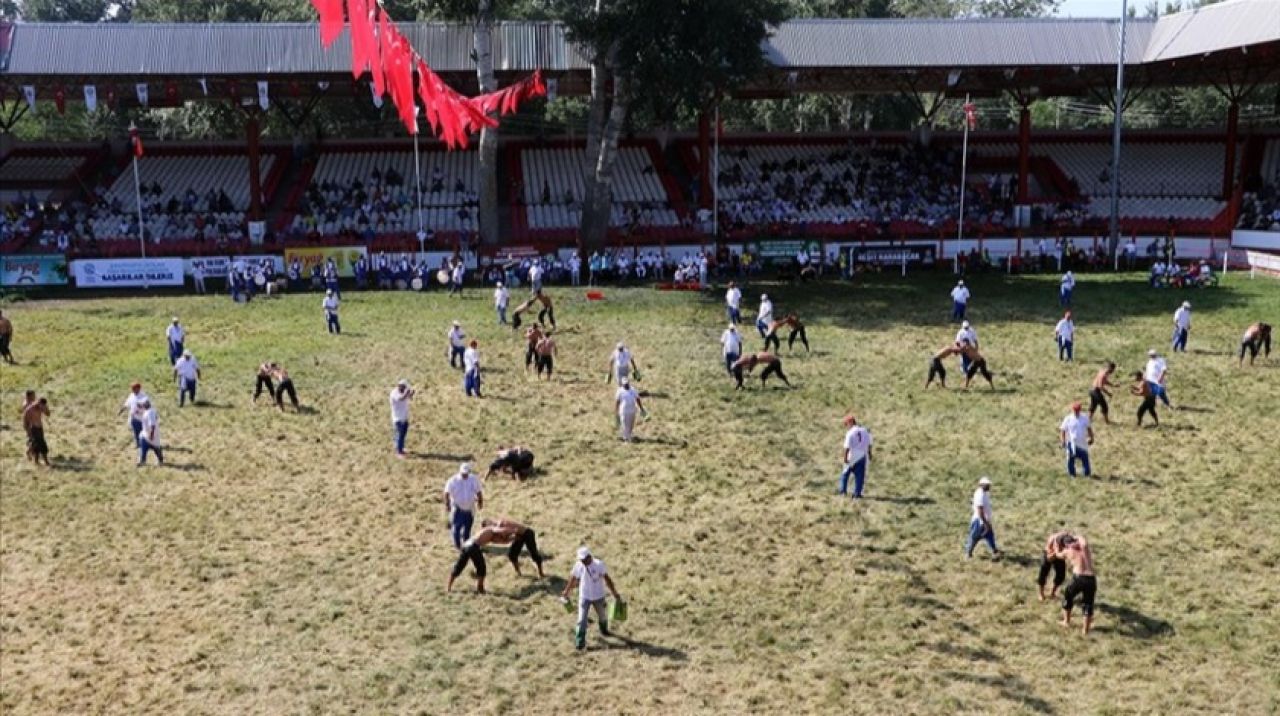 Kırkpınar Yağlı Güreşleri'nde son gün müsabakaları başladı