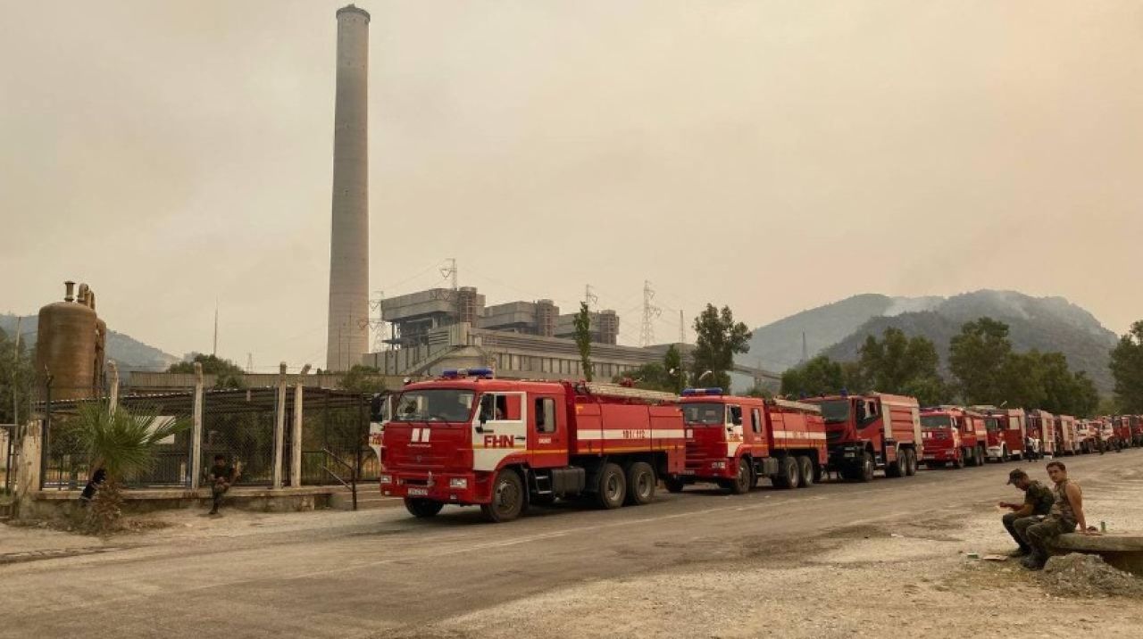 Termik santraldeki yangın söndürüldü