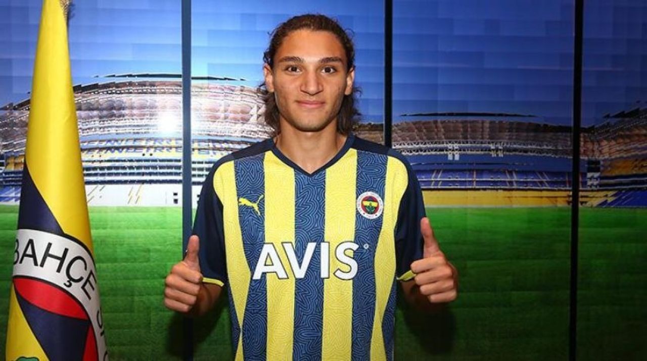 Fenerbahçe transferi resmen açıkladı