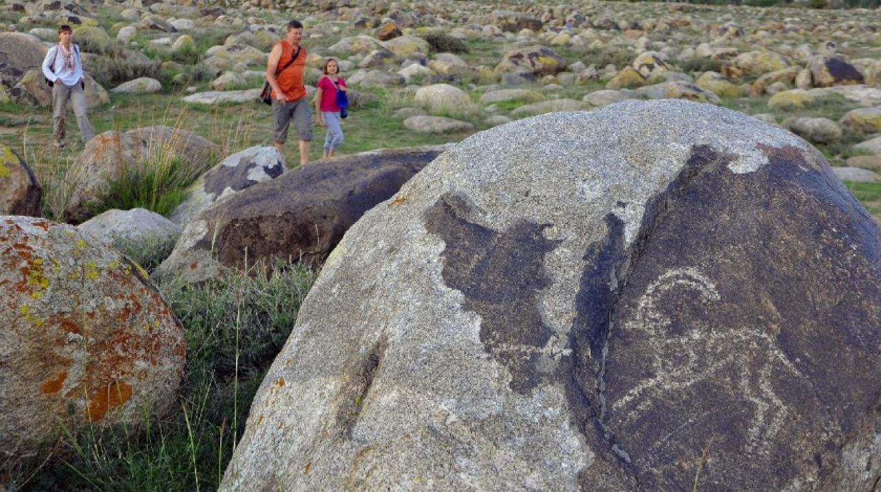 Yeryüzündeki en eski sanat eseri: Çolpon-Ata Petroglifleri