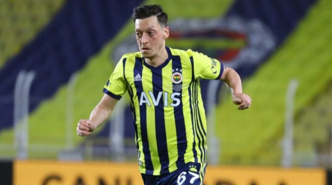 Fenerbahçe'de Mesut Özil şoku