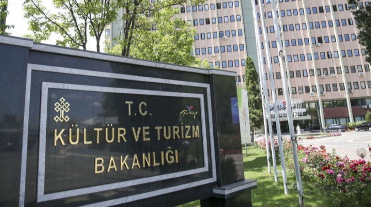 Kültür Bakanlığı’ndan ‘Asırlık Tariflerle Türk Mutfağı’ kitabı açıklaması