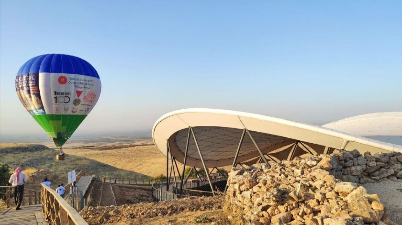 'Tarihin sıfır noktası' Göbeklitepe'de balon uçuşları başladı