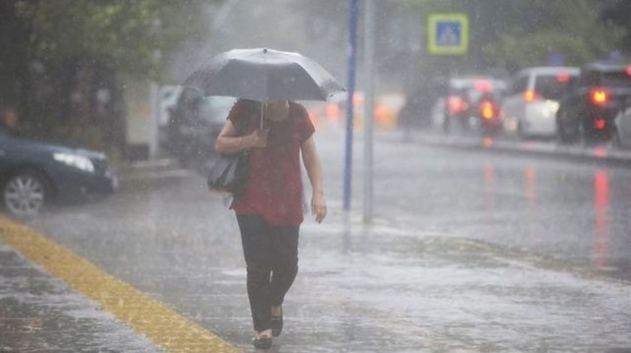 Meteoroloji saat verdi: Kuvvetli sağanak bekleniyor