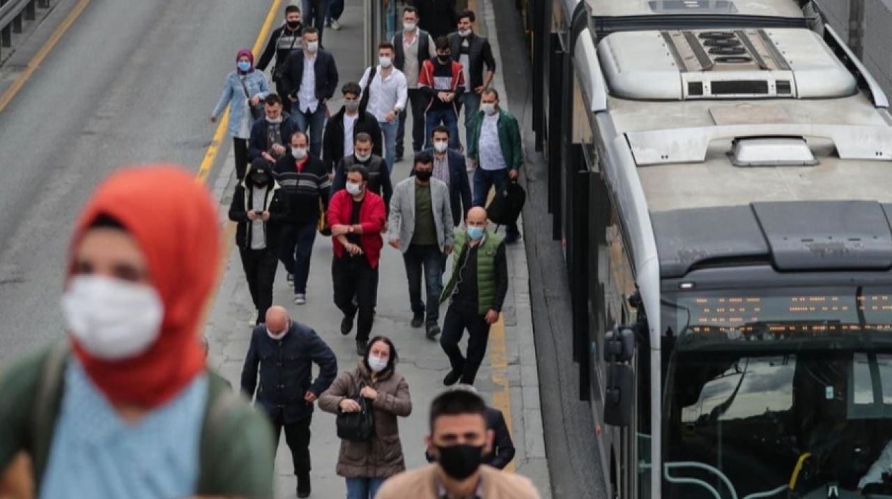 Sağlıkçıların beklediği karar çıktı: Toplu taşıma 31 Aralık'a kadar ücretsiz