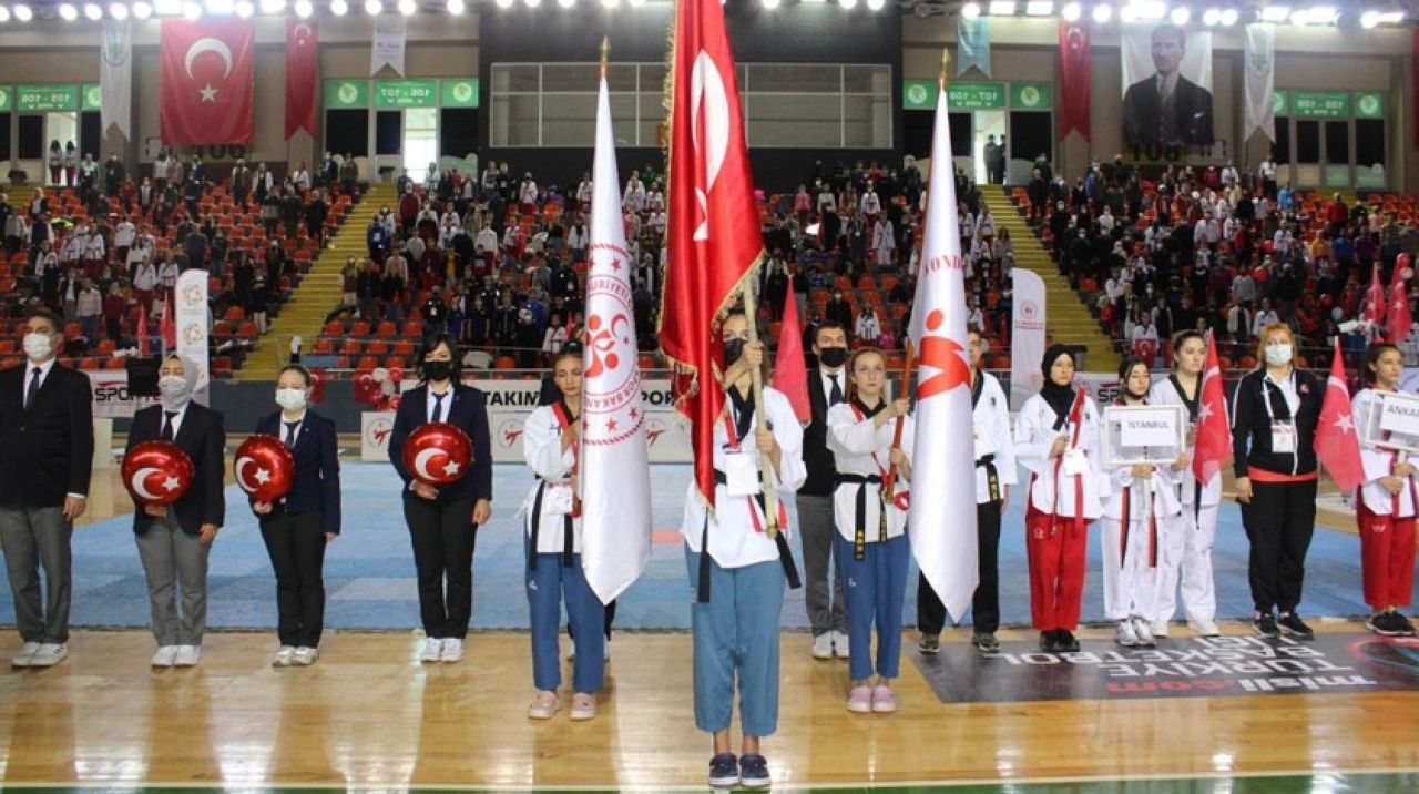 Türkiye Tekvando Poomsae Şampiyonası'nda açılış yapıldı