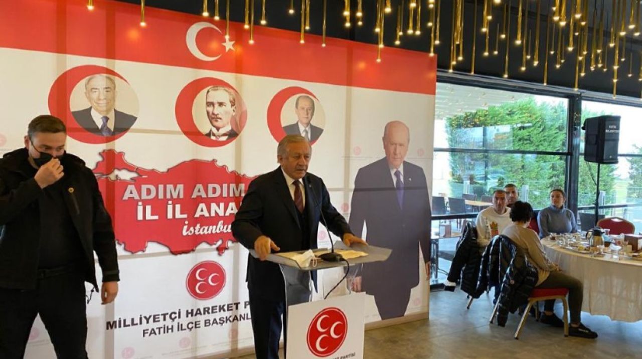 MHP'nin "Adım Adım 2023, İl İl Anadolu" heyeti İstanbul'da ziyaretlerini sürdürüyor