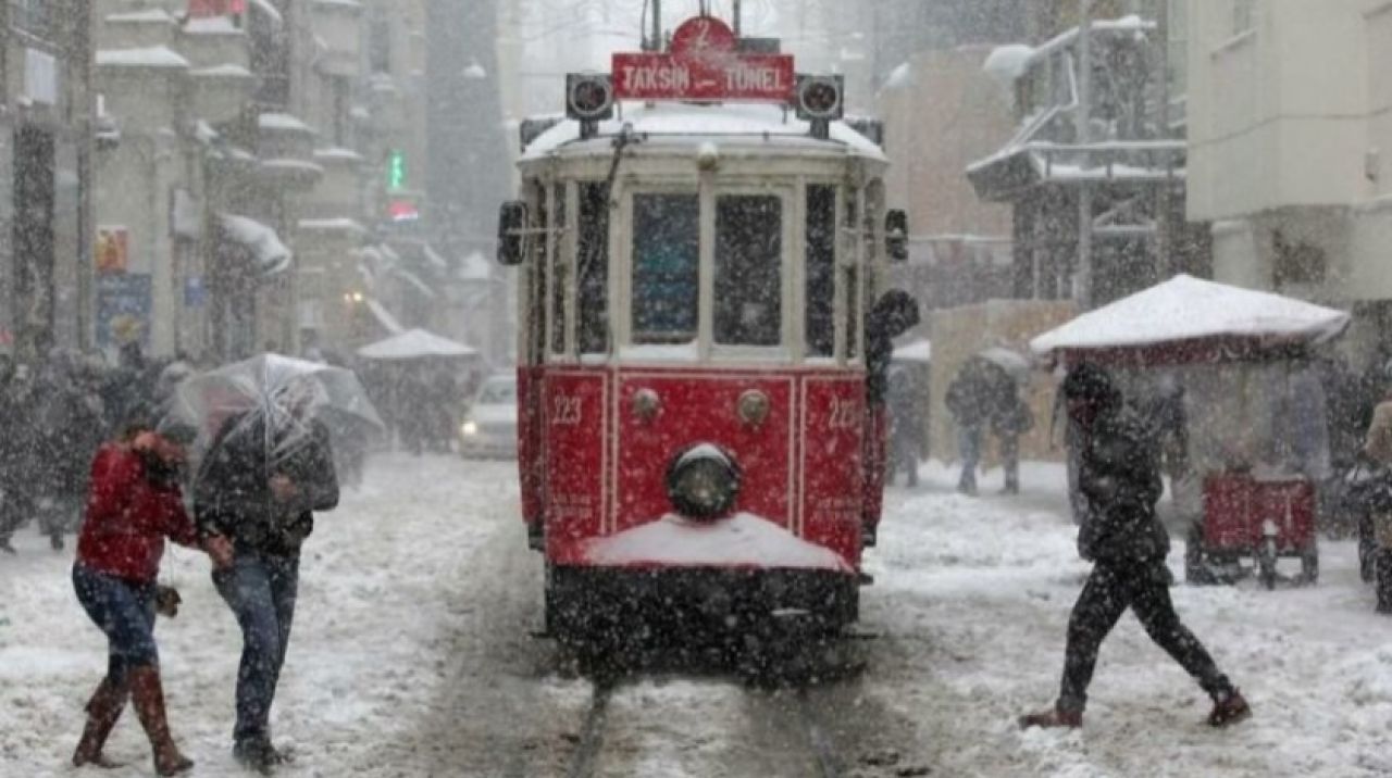 İstanbul'a ne zaman kar yağacak? Kar İstanbul'a hangi gün yağacak? İşte 5 günlük hava tahmini...