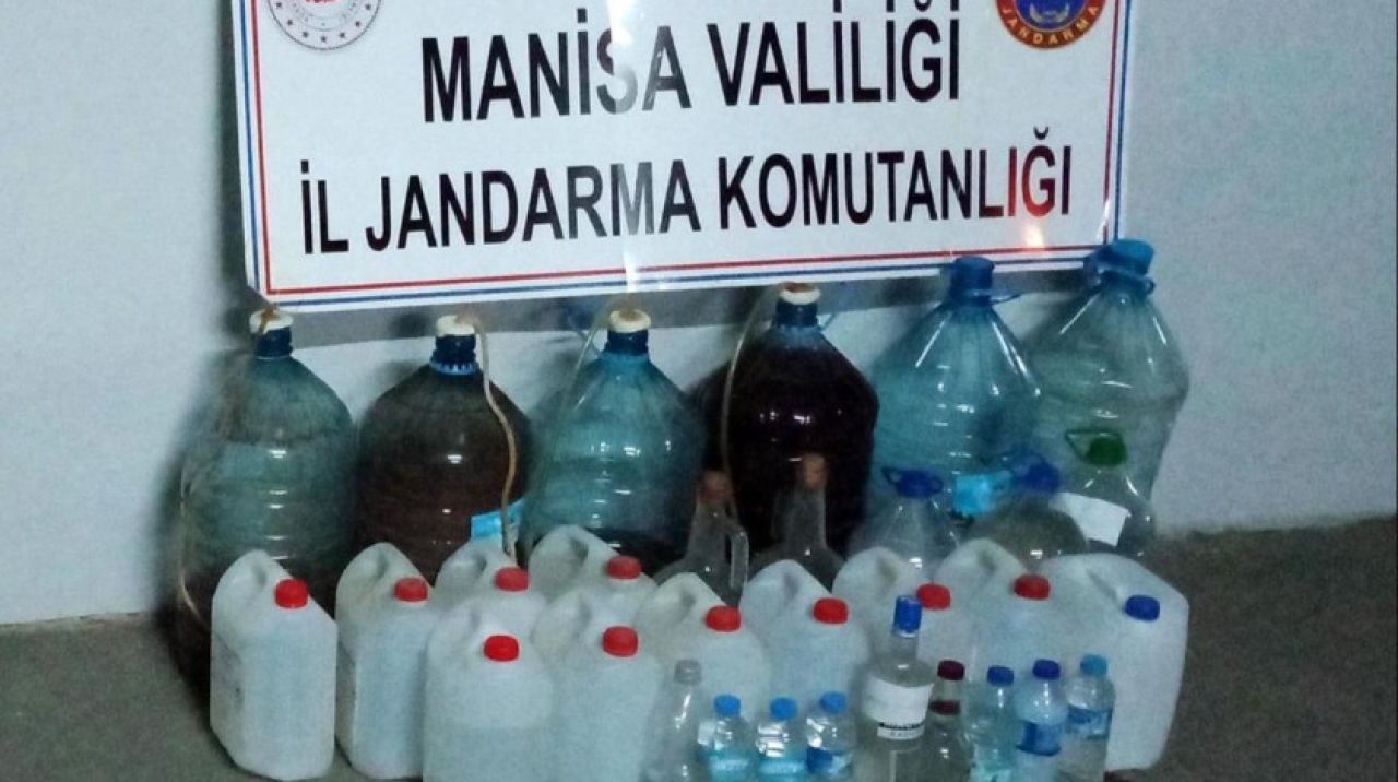 Manisa'da 2 ayrı adrese sahte içki operasyonu