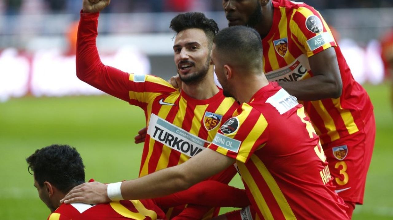 Kayserispor TURKOVAC'ı formasına taşıdı