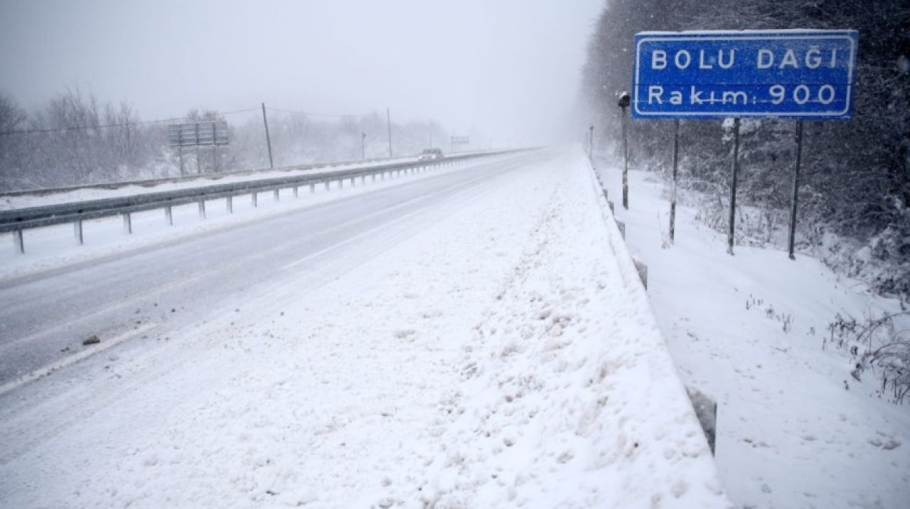 Karayolları Genel Müdürlüğü açıkladı! Bolu Dağı geçişi tüm araçlara kapatıldı