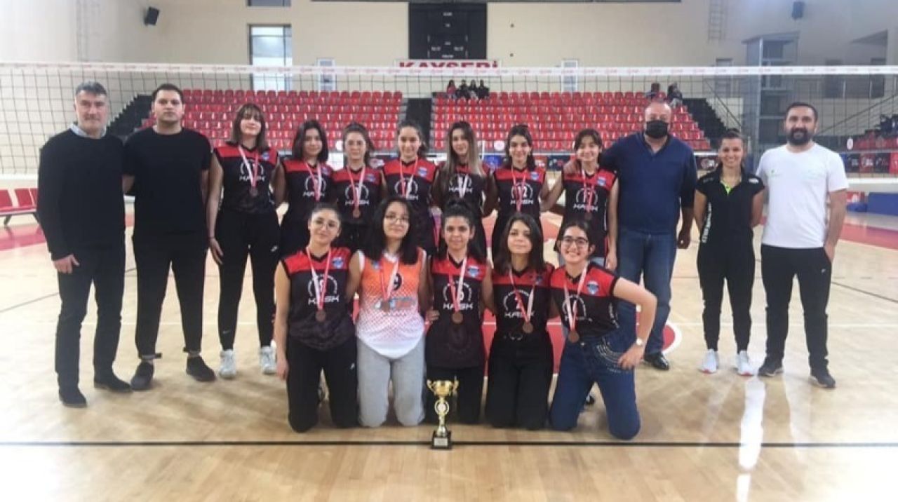 Kayseri Voleybol, şampiyon oldu