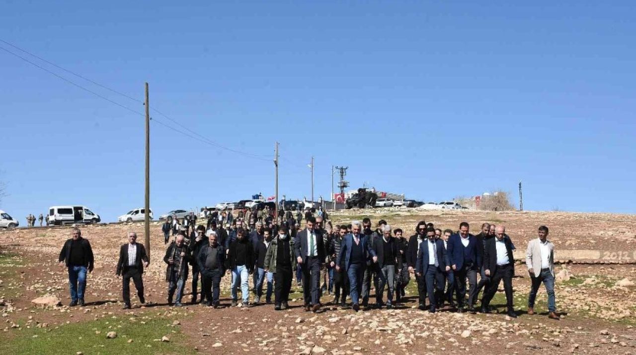 Terör örgütü PKK’nın Nusaybin’de 35 yıl önce şehit ettiği 8 sivil törenle anıldı