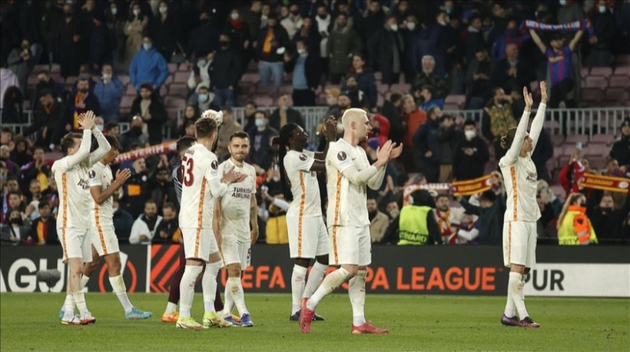 Galatasaray, Barcelona deplasmanından avantajlı döndü